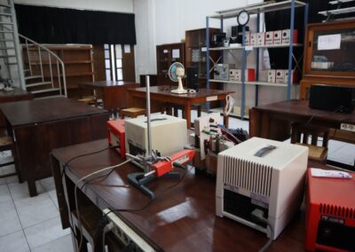 Ruang Laboratorium Fisika FMIPA UM