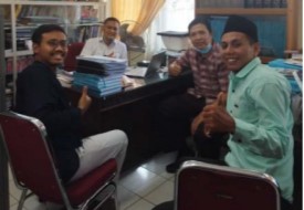 Bertujuan Meningkatkan Kemampuan Pemecahan Masalah dan Berpikir Kritis, Tim Dosen Fisika UM dan Dosen UTM Malaysia Melaksanakan Penelitian Efektivitas PBL-STEM dengan Scaffolding
